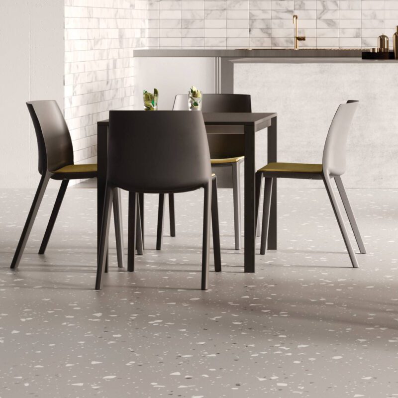 WIN Chair - Image 7